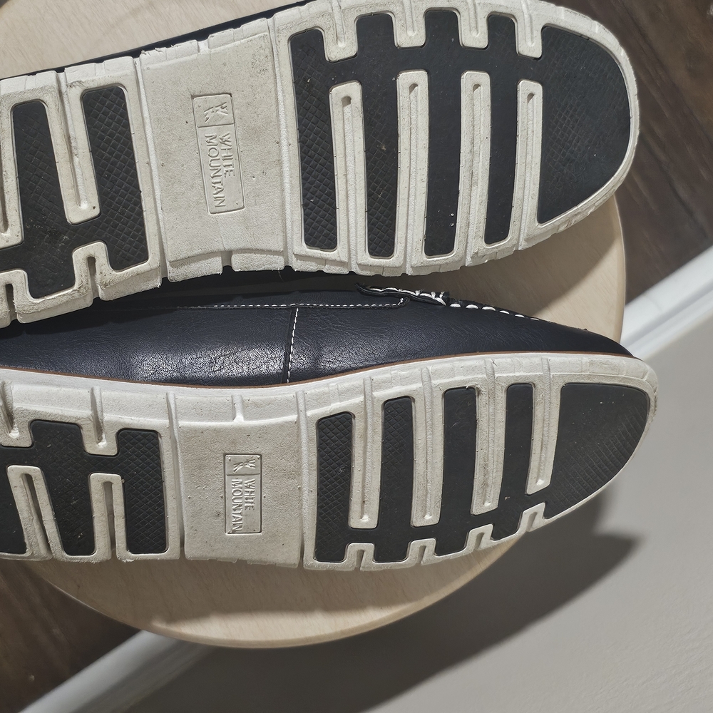 White Mountain Black Flats & loafers - Picture 8 of 9
